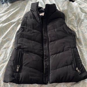 Banana republic black puffed vest